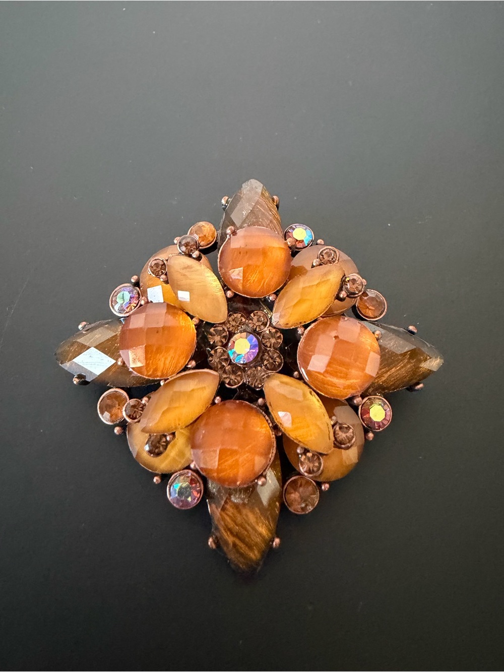 Vintage Flower Irish Scottish Keltic Amber Rhinestone Kilt Pin Brooch Gold